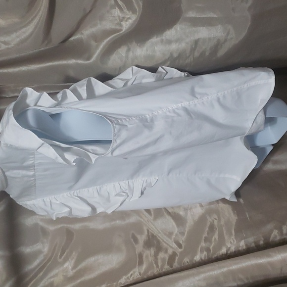 Polo. Ralph Lauren. White Ruffled Button-up Blouse; Sleeveless. Size XL NWT - Picture 3 of 10